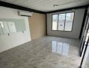 - ให้เช่าโกดังโรงงานพร้อมออฟฟิศห้องพักย่านบางบัวทอง พื้นที่ใช้สอย 300 ตรม. นนทบุรี