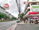 - ให้เช่า อาคารพาณิชย์ ระหว่างซอยลาดหญ้า 1 กับ 3 เนื้อที่ 34 ตรว. ใกล้แพลตฟอร์ม วงเวียนใหญ่ ถนนลาดหญ้า แขวงสมเด็จเจ้าพระยา เขตคลองสาน