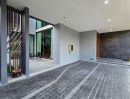 - ให้เช่าบ้านหรู The Gentry พัฒนาการ 2บ้านเดี่ยว 3 ชั้น สไตล์ Luxury Villa พร้อมเฟอร์นิเจอร์ครบ ใกล้ทองหล่อ 5 กม.