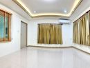 - หมู่บ้านรังสิยา อุดมสุข 58 บ้านเดี่ยวรีโนเวทใหม่ 70 ตารางวา 4 ห้องนอน 4 ห้องน้ำ ตกแต่งครบ