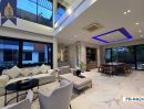 - ขายบ้าน 2 หลัง บนเนื้อที่ 200 วา พัฒนาการ 58 ศรีนครินทร์ สระว่ายน้ำ Fully furnished