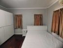 - ให้เช่าบ้านเดี่ยว 2ชั้นเนื้อที่ 60ตร.ว พื้นที่ใช้สอย 200ตร.ม 3ห้องนอน 3ห้องน้ำ เฟอร์ครบ ถนนเฉลิมพระเกียรติ ร.9 สวนหลวง ร.9 ราคาเช่า 35,000 บ/ด