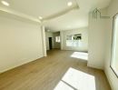 - บ้านเดี่ยว หลังใหญ่ เดอะ เซนโทร วัชรพล ถนนสุขาภิบาล 5