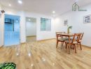 - ทาวน์เฮ้าส์ 2 ชั้น หมู่บ้านบุศรินทร์ บ้านสวยพร้อมอยู่ ทำเลทองบ้านกล้วย ไทรน้อย