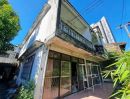 - ขายที่ดิน ซอยสุขุมวิท 46 คลองเตย กรุงเทพมหานคร เนื้อที่ 208 ตร.ว. พร้อมสิ่งปลูกสร้าง