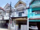 - หมู่บ้านเลิศอุบล พระยาสุเรนทร์ 44 บางชัน คลองสามวา กรุงเทพ