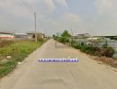  - ขายที่ดิน ลาดหลุมแก้ว-หน้าไม้ ใกล้แยกนพวงศ์-ถ.340 พื้นที่ 2 ไร่ 3 งาน 72 ตรว. เทปูนพร้อมใช้งาน ซอยตรงข้าม เอส.สตีลเซ็นเตอร์ รถเทรลเลอร์เข้า-ออกสบาย