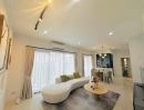  - ให้เช่าทาวน์โฮมพรีเมียม บ้านกลางเมือง คลาสเซ่ สุขุมวิท 77 พื้นที่ 228 ตรม. 3 ห้องนอน มีห้องทำงานและอ่างอาบน้ำ ใกล้สวนและคลับเฮาส์ พร้อมเข้าอยู่
