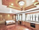  - คฤหาสน์หรู รีโนเวทใหม่ พร้อมเข้าอยู่ หมู่บ้าน มัณฑนา พระยาสุเรนทร์ 26 หลังใหญ่บนถนนเมน