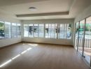 - บ้านสวย รีโนเวทใหม่ทั้งหลัง พร้อมลงเฟอร์นิเจอร์ใหม่ให้แล้ว ใครกำลังมองหาบ้านเช่า บอกเลยว่าฟีลเหมือนได้อยู่บ้านใหม่เลยค่ะ!
