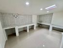 - ขายทาวน์โฮม 3 ชั้น ถนนเมน เล่นระดับ รีโนเวทใหม่ ใกล้รถไฟฟ้า ตรงข้าม Central แจ้งวัฒนะ