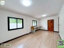 - บ้านเดี่ยวรีโนเวทใหม่ทั้งหลัง เมืองอุตรดิตถ์ พร้อมเข้าอยู่