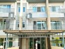 - Town Avenue Rama 9 ทาวน์โฮม 3 ชั้น ทำเลดีกรุงเทพกรีฑา 7 รีโนเวทใหม่