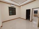 - บ้านเช่า หน้าห้างซีเค พลาซ่า ใกล้โรงพยาบาลกรุงเทพ ปลวกแดง เดินทางสะดวก สามารถเดินไปห้างได