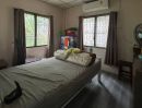 - ขายที่ดินพร้อมบ้าน 153 ตร.ว. เฉลิมพระเกียรติ ร.9 ซอย 46 หน้ากว้าง 25 ม. ห่างถนนใหญ่เพียง 450 ม. เพียง 39,000 บาท/ตร.ว.