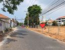 - ขายที่ดินเปล่าเขาพระตำหนักซอย5 ต้นซอย Selling empty land in Khao Phra Tamnak Soi 5, beginning of the alley, beautifully renovated, worth investing