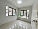 - ผ่อนตรงเจ้าของ บ้านรีโนเวทใหม่ หมู่บ้าน พฤกษา13 คลองหลวง ทำเลดี ใกล้ตลาดและแหล่งงาน
