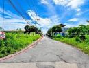- ขายที่ดินหัวมุมบางบัวทอง ผังเมืองสีส้ม 562.90 ตรว. ถนนบางบัวทอง-สุพรรณบุรี (ทล. 340) ซอยปู่เชยธูปแก้ว 22,917 บาท/ตรว. ใกล้ที่ว่าการอำเภอบางบัวทอง