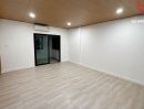 - ทาวน์เฮาส์ 2 ชั้น ประเสริฐมนูกิจ 42 หมู่บ้านสราญรมย์ รีโนเวทใหม่ ตรงข้ามสวน ใกล้แยกเกษตร นวมินทร์