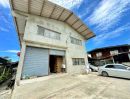 - ใกล้รพ.บางปะกอก1 850 ม. โรงงาน 506 ตร.ม. ให้เช่า 2 ชั้น 4 นอน 2 น้ำ 114 ตร.ว.สุขสวัสดิ์28-32