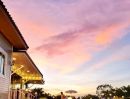 - ทองสมบูรณ์ 7 กม. แม็คโคร ปากช่อง บ้านพักสไตล์รีสอร์ตในเขาใหญ่180 ตร.ม. 2นอน 2 น้ำ บรรยากาศ เงียบสงบ ร่มรื่น วิวภูเขา ทิวทัศน์ของภูเขา