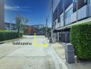 - ขายบ้านกลางเมืองวัชรพล ทาวน์โฮม 3 ชั้น เพดานสูง หน้าบ้านไม่ชนใคร ใกล้คลับเฮ้าส์ ตกแต่งสวยพรีเมี่ยมพร้อมอยู่