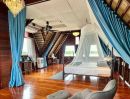 - ขายบ้านพร้อมที่ดิน Luxury House ติดริมแม่น้ำเจ้าพระยา เนื้อที่ 1 ไร่ อำเภอเมืองปทุมธานี ราคา 35 ล้านบาท