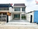 - ขายทาวน์เฮ้าส์ 2 ชั้น 22 ตรว. รีโนเวทใหม่ ซอยอ่อนนุช 40 สุขุมวิท 77 ใกล้ BTS