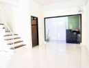 - ให้เช่า ทาวน์เฮ้าส์รีโนเวทใหม่ หมู่บ้านศรีทับทิม ปากเกร็ด