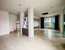 - ขายหรือให้เช่า บ้านเดี่ยว 3 ชั้น เนื้อที่ 77 ตรว. หลังมุม หมู่บ้านเสรี 8 ซ.พระราม 9 ซ.62 ใกล้ห้างเดอะไนน์ ทางด่วน แขวง/เขตสวนหลวง กรุงเทพ