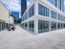 - Showrooms 6คูหา โรงเรียนกรุงเทพคริสเตียน เกือบครึ่งไร่ 160ตร.วา BTSสุรศักดิ์ 199ม. 4นอน 4น้ำ จอดรถ8คัน เดอะ แบงค็อก สาทร