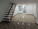 - ขายทาวน์โฮม 3 ชั้น รีโนเวทใหม่ทั้งหลัง พร้อมอยู่! ทำเลทองซอยมัยลาภ (รามอินทรา 14 / ประเสริฐมนูกิจ 29)