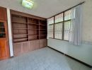 - ลดราคาพิเศษ 3 ล้านบาท!! ขายบ้านเดี่ยว แปลงใหญ่ 140 ตร.วา ใกล้ MRT กระทรวงสาธารณสุข 750 เมตร