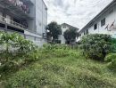 - ที่ดินเปล่า ซอย ประดับศุข ใกล้โรบินสันศรีสมาน ทำเลดี ราคาถูก