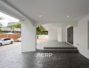 - ขายบ้านหรู บางนา - ตราด กม. 12 Windsor Residence at Bangna ใกล้รถไฟฟ้า สถานีบางนา