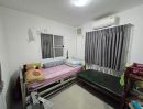 - ขายบ้านพร้อมพื้นที่ขนาดใหญ่ ทำเลใกล้ถนนปู่เจ้าสมิงพรายเพียง 100 เมตร ขนาด 113 ตร.วา เหมาะสำหรับครอบครัวใหญ่ บ้านพักอาศัยพร้อมพื้นที่จอดรถ