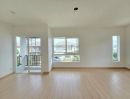 - บ้านเดี่ยวบ้านสวย บรรยากาศน่าอยู่ เนื้อที่ 50 ตรว. พื้นที่ใช้สอย 152.15 ตรม. 3 ห้องนอน 1 ห้องอเนกประสงค์ 2 ห้องน้ำ ที่จอดรถ 2 คัน