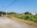 - ขายที่ดินตำบลน้ำแพร่หางดงห่างถนนคลองชลประทานเพียง 800เมตร