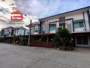 - ทาวน์เฮาส์ หมู่บ้านกัสโต้ (สุขสวัสดิ์ 26) เนื้อที่ 18.5 ตรว. ใกล้วัดโพธิทอง ถนนพระราม 2 แขวงบางมด