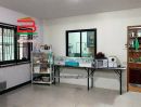 - ทาวน์โฮม หมู่บ้านชุมชนทอส. 9 (ซอยพหลโยธิน 64) เนื้อที่ 30.5 ตรว. ใกล้โรงพยาบาล บี.แคร์ เมดิคอลเซ็นเตอร์ ถนนพหลโยธิน ตำบลคูคต อำเภอลำลูกกา