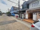 - ขายทาวน์เฮ้าส์ ใกล้รถไฟฟ้าสายสีม่วง สถานีคลองบางไผ่ 16 ตารางวา ราคา 1.4 ล้านบาท
