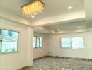 - บ้านเดี่ยวสวยหรู พร้อมอยู่ ใกล้เดอะมอลล์บางกะปิ และสถานีรถไฟฟ้าลาดพร้าว 101 ลัดออกเลียบด่วนและเกษตรนวมินทร์ได้ (เจ้าของขายเอง)