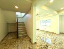 - บ้านเดี่ยวสวยหรู พร้อมอยู่ ใกล้เดอะมอลล์บางกะปิ และสถานีรถไฟฟ้าลาดพร้าว 101 ลัดออกเลียบด่วนและเกษตรนวมินทร์ได้ (เจ้าของขายเอง)