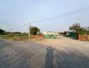 - ที่ดินพร้อมบ้านติดคลอง ห้องพักพร้อมเข้าอยู่