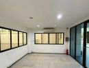 - โกดังพร้อมออฟฟิศ 3 ชั้น ที่ดิน 238 ตรว. 650 ตารางเมตร ลำลูกกาคลอง 9 ปทุมธานี