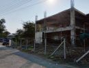 - ขายที่ดิน ซอยลาดพร้าว 107 เขตบางกะปิ กรุงเทพมหานคร เนื้อที่ 121 ตร.ว. พร้อมสิ่งปลูกสร้าง