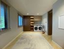 - บ้านหรูรีโนเวทใหม่พร้อมสระว่ายน้ำส่วนตัว ทำเลทองย่านรวมโชค-เซ็นเฟสฯ