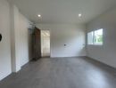 - บ้าน 3 ชั้น ดีไซน์โมเดิร์น ถนนเชียงใหม่-หางดง Work Life Luxury Living (บ้านแหวน)