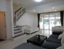- ทาวน์พลัส เกษตร-นวมินทร์ ทาวน์โฮม 3 ชั้น หน้ากว้าง 5.5 เมตร กรุงเทพ