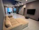 - ขาย/เช่าทาวน์โฮมหรู 3 ชั้น 224 ตร.ม. ตกแต่งครบ มี Sky Hall Penthouse, Walk-in Closet, แอร์ 6 เครื่อง และรองรับ EV Charger